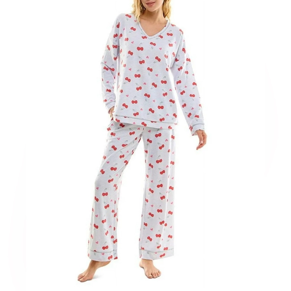 Roudelain SHANA CHERRIES Women's 2-Pc. Printed 
Pajamas Set, Small